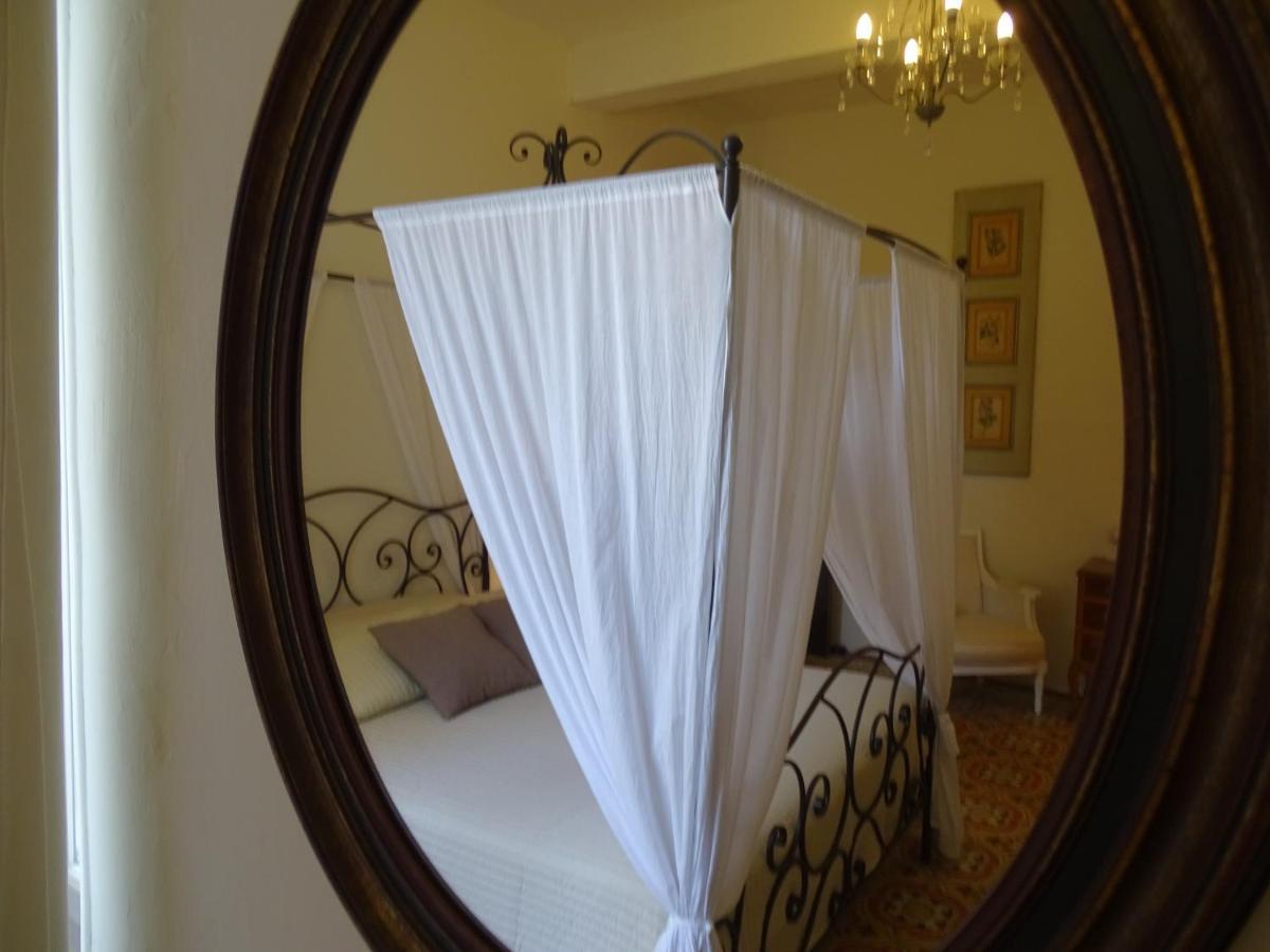 Chambres D'Hotes Belle Vigneronne Montagnac  Bagian luar foto