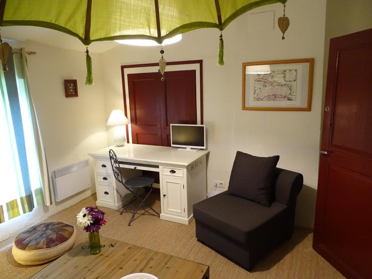 Chambres D'Hotes Belle Vigneronne Montagnac  Bagian luar foto