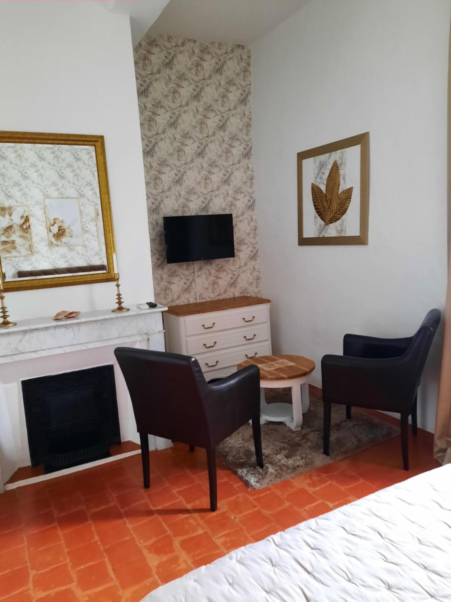 Chambres D'Hotes Belle Vigneronne Montagnac  Bagian luar foto
