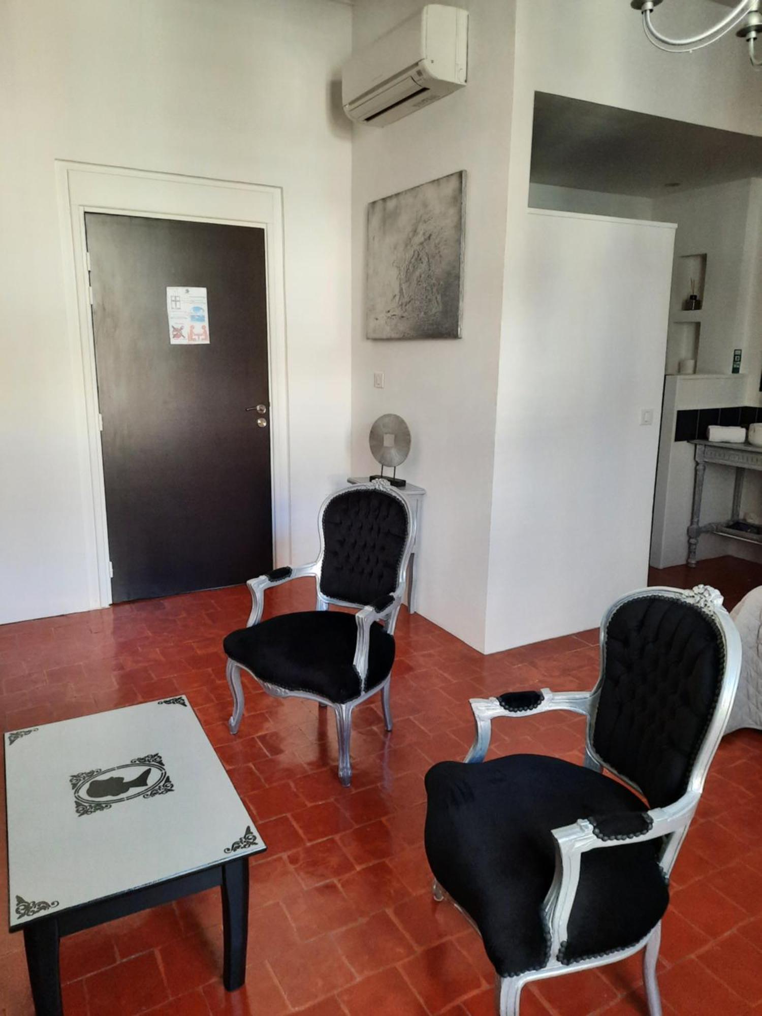 Chambres D'Hotes Belle Vigneronne Montagnac  Bagian luar foto